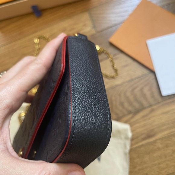 Navy Blue & Red Louis Vuitton Felicie Pochette - Picture 5 of 10